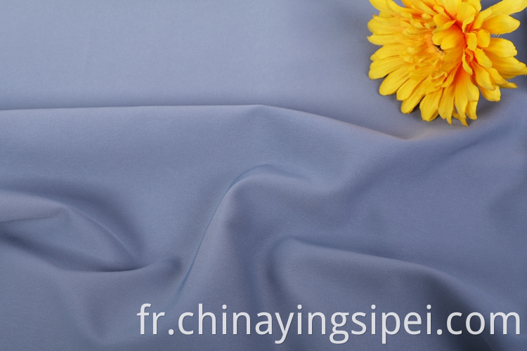 China manufacturer spun twill dyed soft 100% polyester fabric for garment